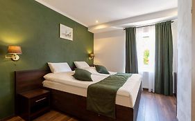 Jupa'S Hotel